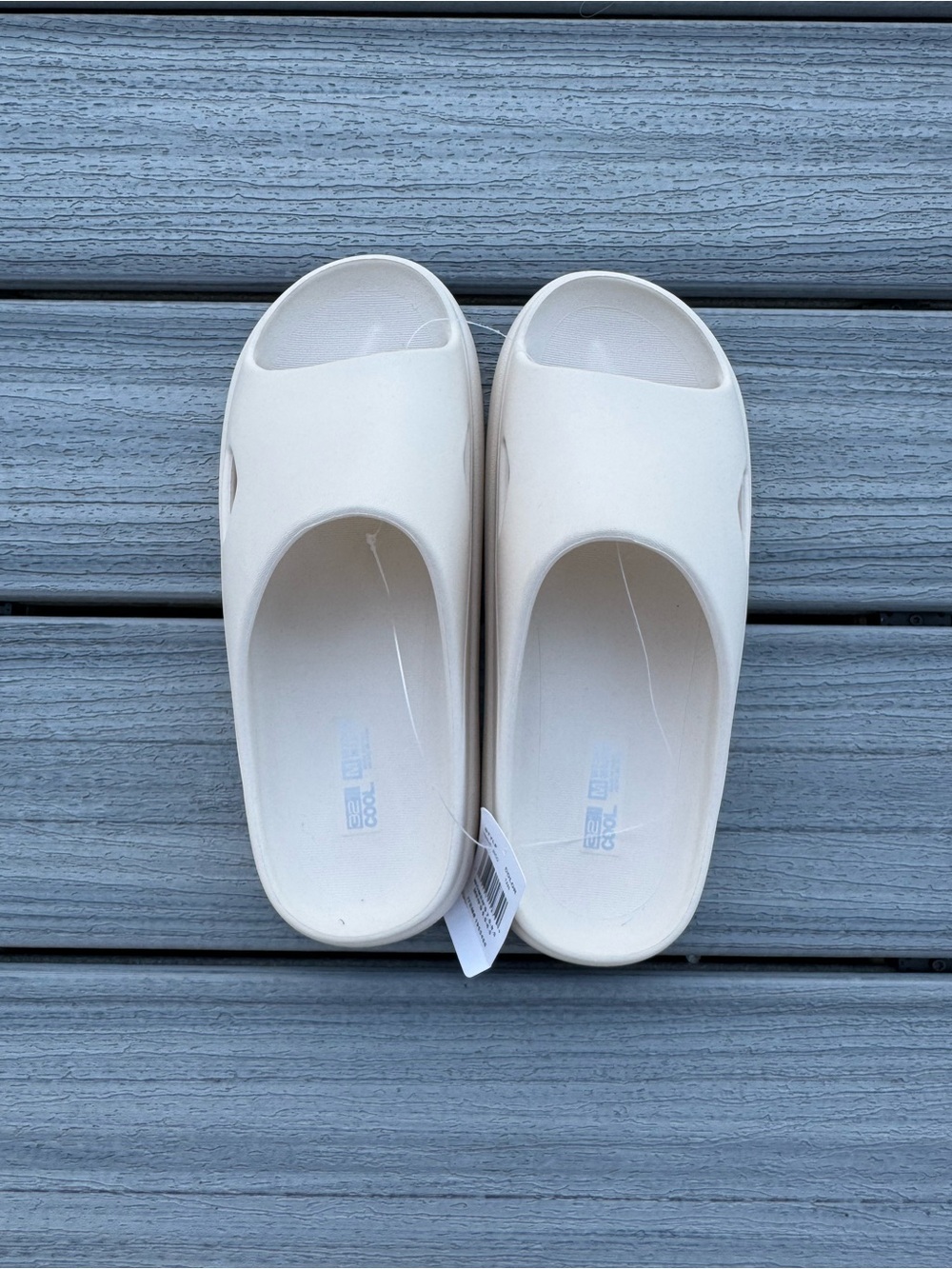 Minimalist Cream Slip-On Foam Sandals - Picture 4 of 4
